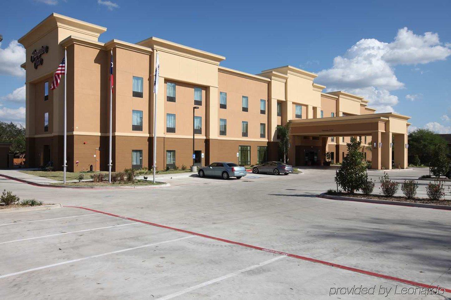 Hampton Inn Beeville Dış mekan fotoğraf